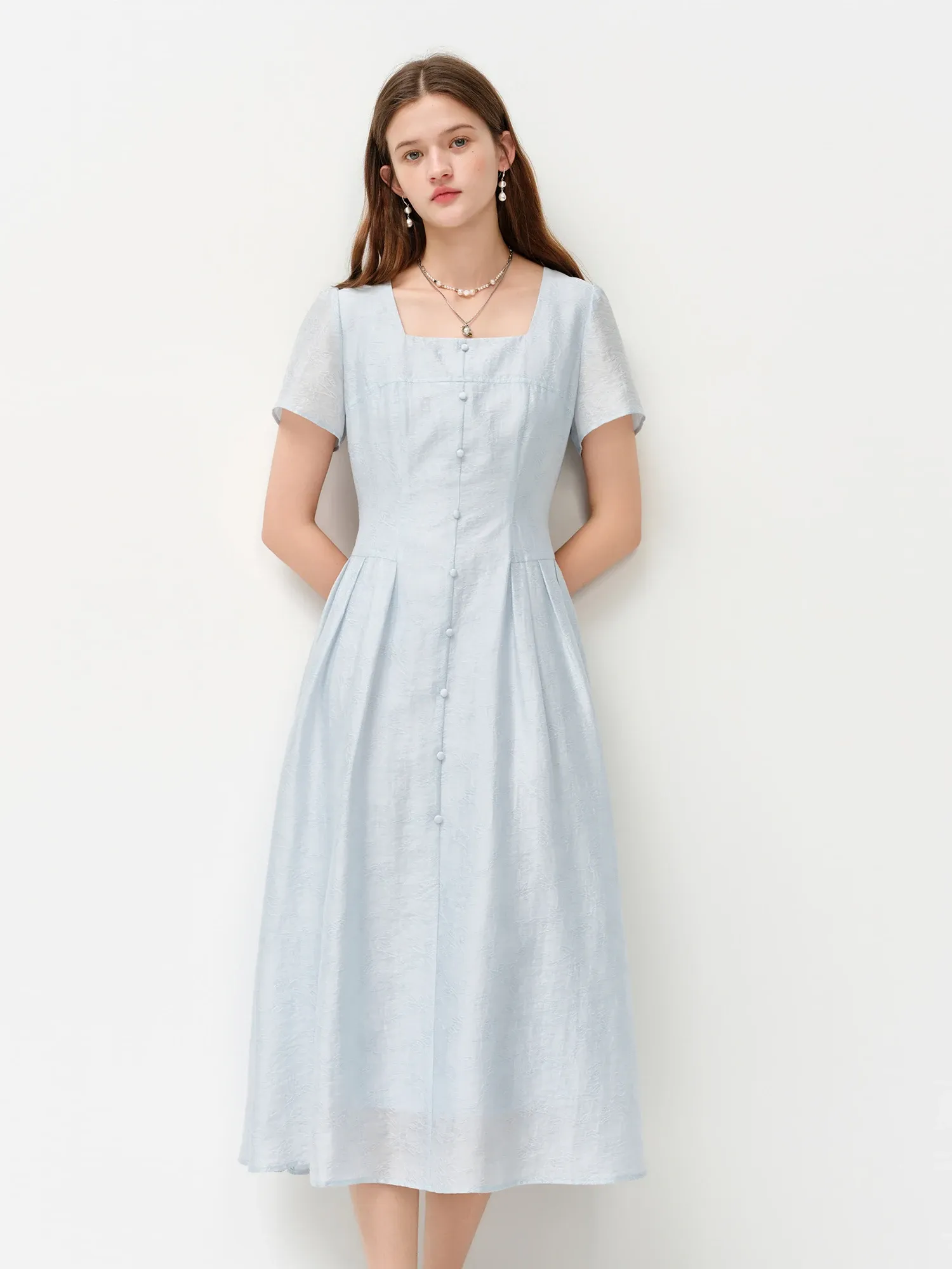 Robe trapèze française à col carré en lyocell