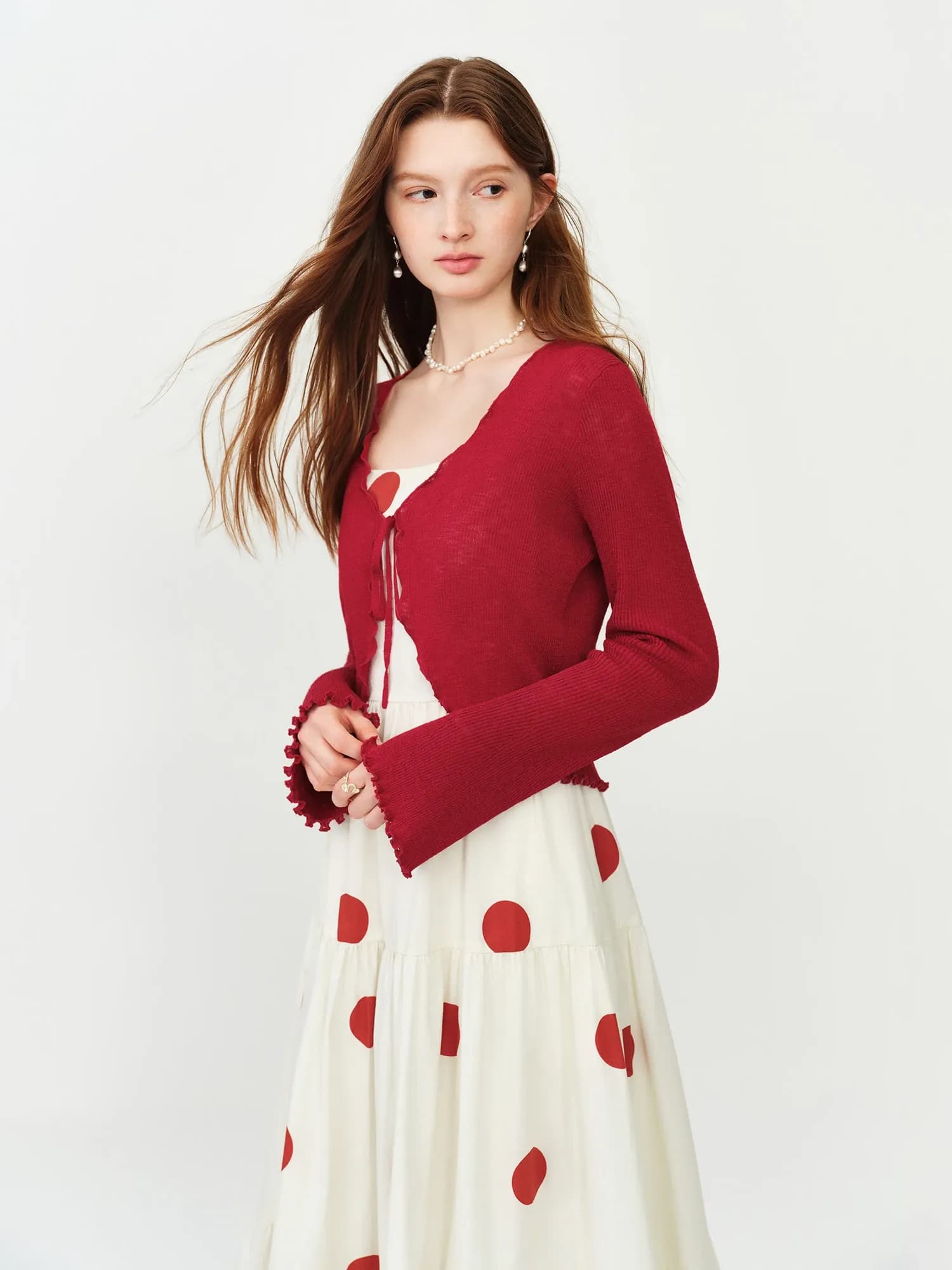 Cardigan d’été en maille légère à col V et manches évasées