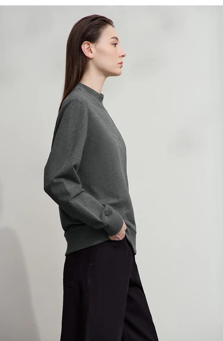 Sweat femme AMII en coton à col semi-montant et maille loose