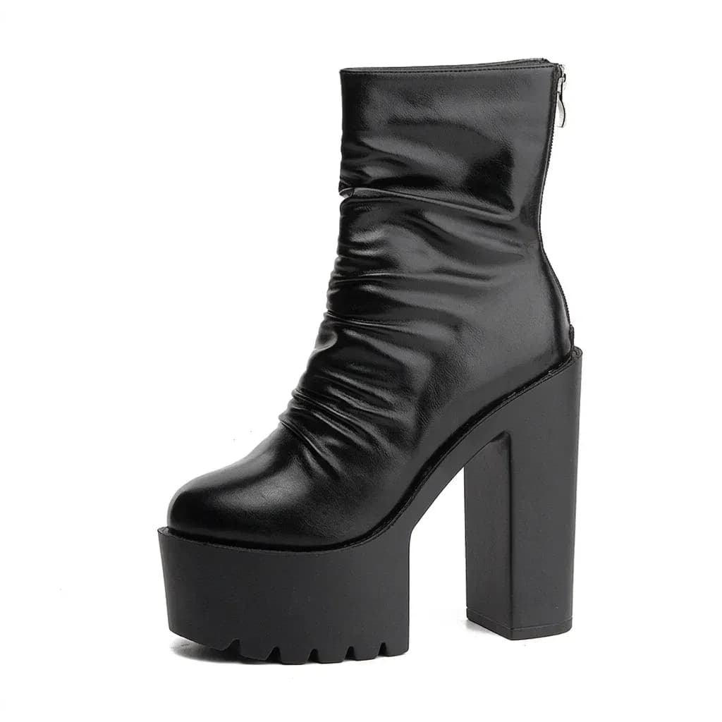 Bottines gothiques noires à plateforme