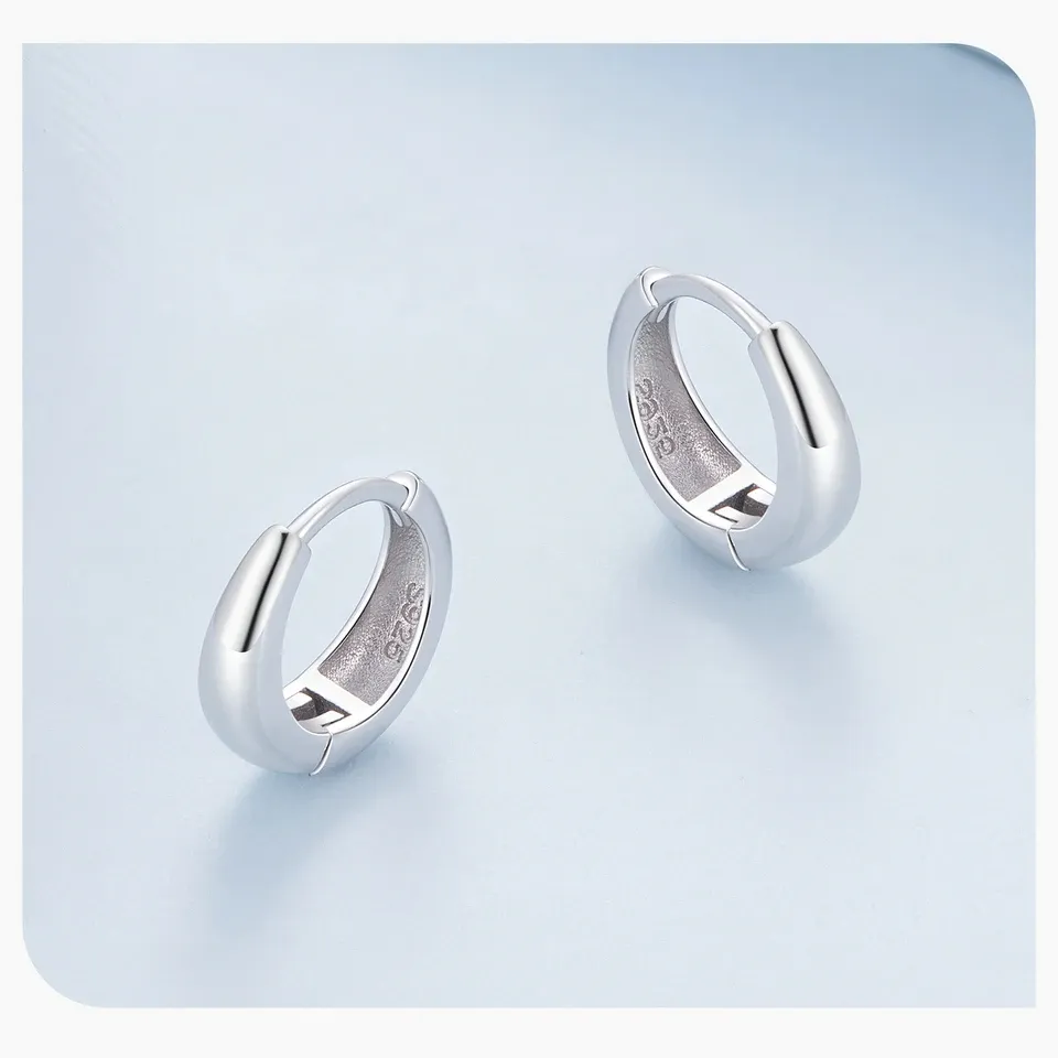 Créoles fines minimalistes en argent 925 plaqué platine WOSTU