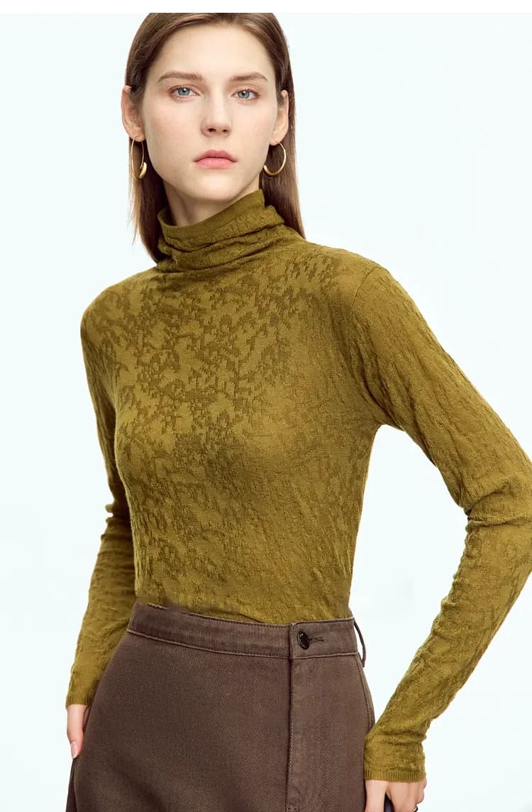 Pull col roulé AMII en maille fine, coupe slim