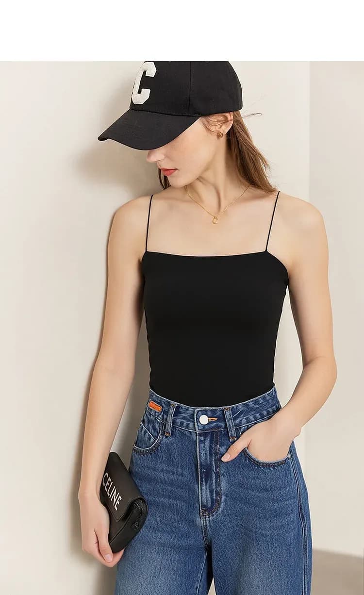 Débardeur AMII en maille extensible à fines bretelles pour femme