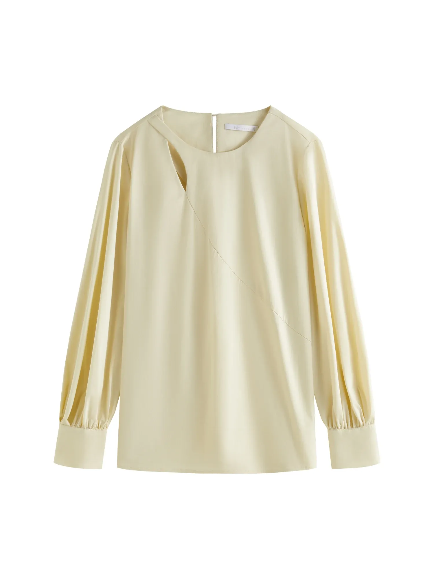 Blouse blanche légère à col rond et manches trois-quarts