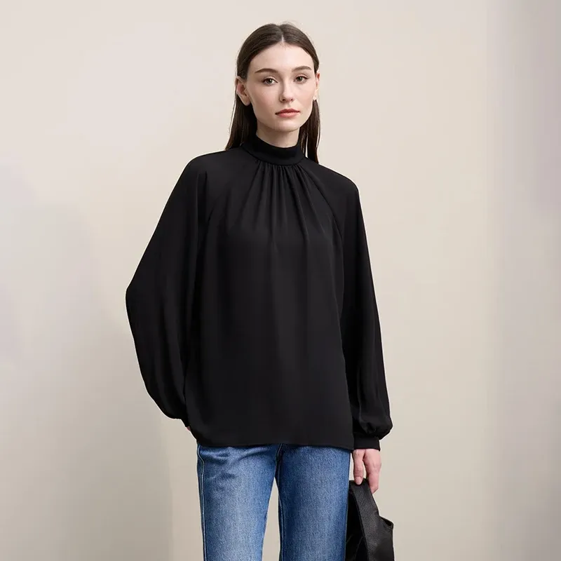 Chemisier AMII en mousseline à col semi-montant et coupe fluide