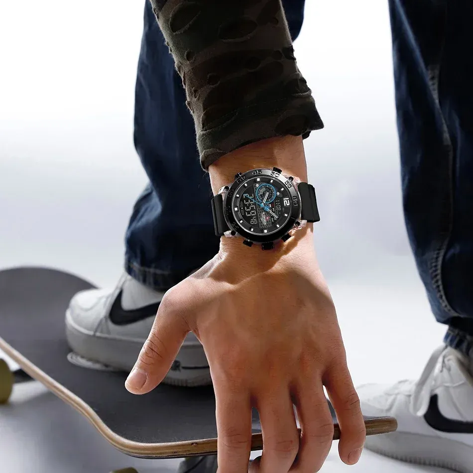 Montre sport NAVIFORCE NF6104 double affichage, LED et chronographe