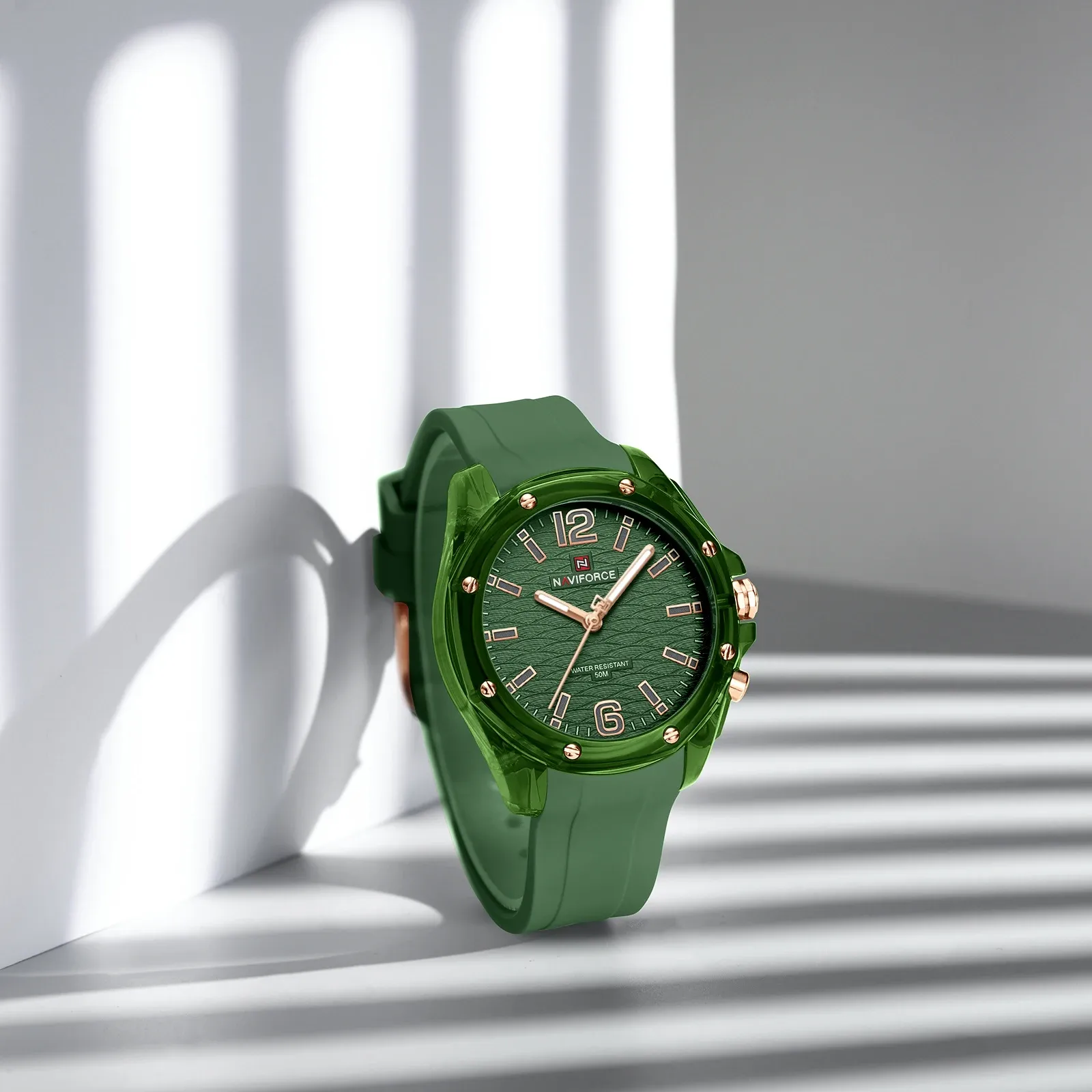 Montre quartz NAVIFORCE 6103 pour femme, boîtier transparent et silicone