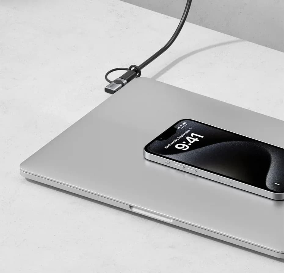 Adaptateur USB-C coudé 240 W Hagibis avec lanière